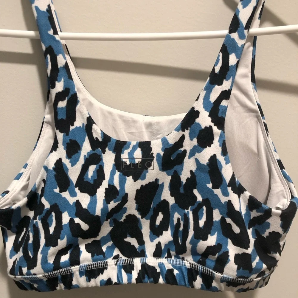 Fleo Celine Sports Bra Blue Black White Leopard Print Size Small GUC